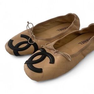 CHANEL FLATS & JEREMY SCOTT x ADIDAS